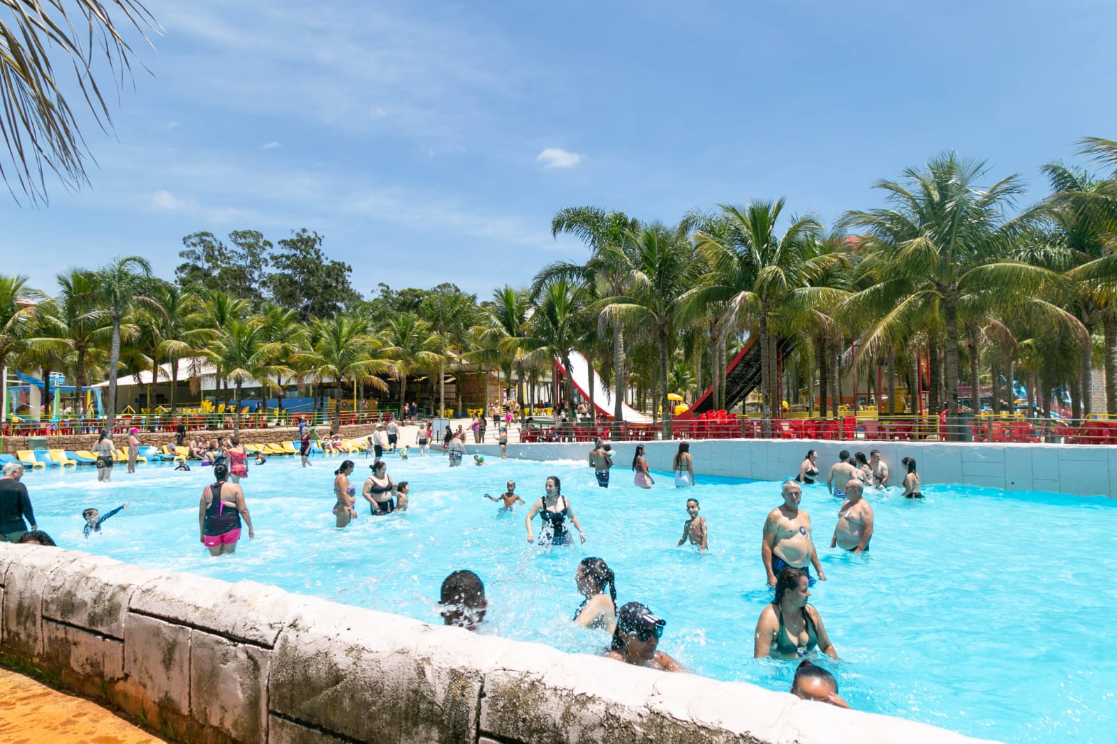 Vacaciones de Enero en Castelo Park Acuático