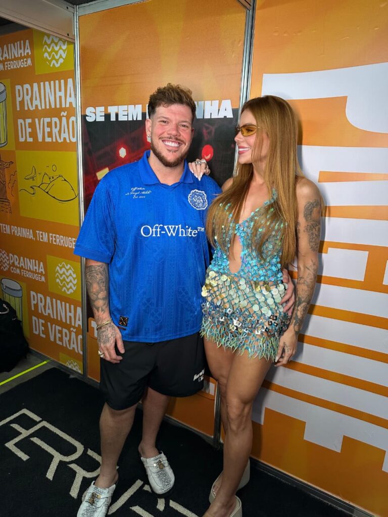 Ferrugem Enjoys Family Vibe at Prainha Show Ferrugem Enjoys Family Vibe at Prainha Show