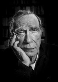 Qinhones estrena tributo a Jorge Mautner en Río