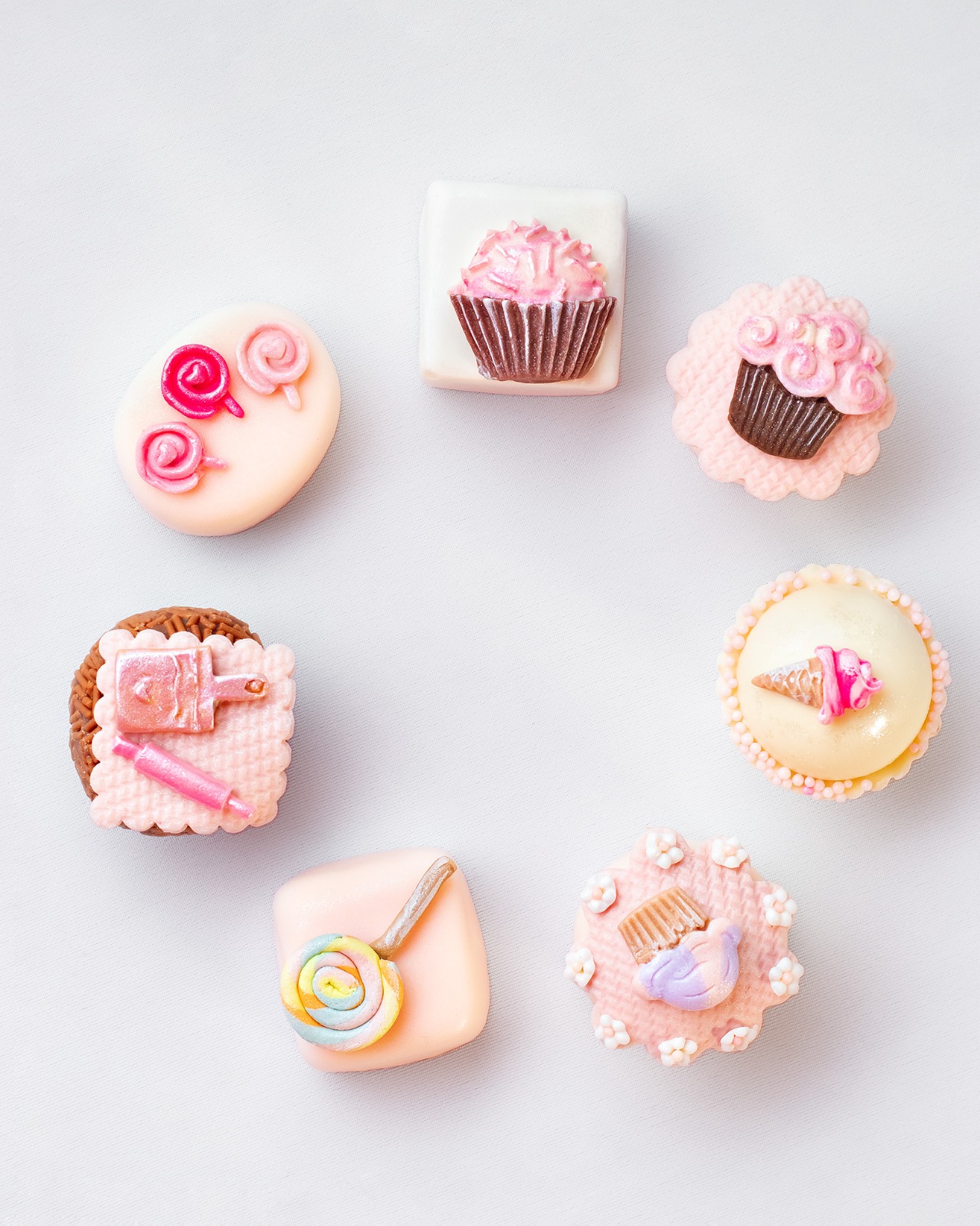 Louzieh Doces Unveils Candy Colors for 2026