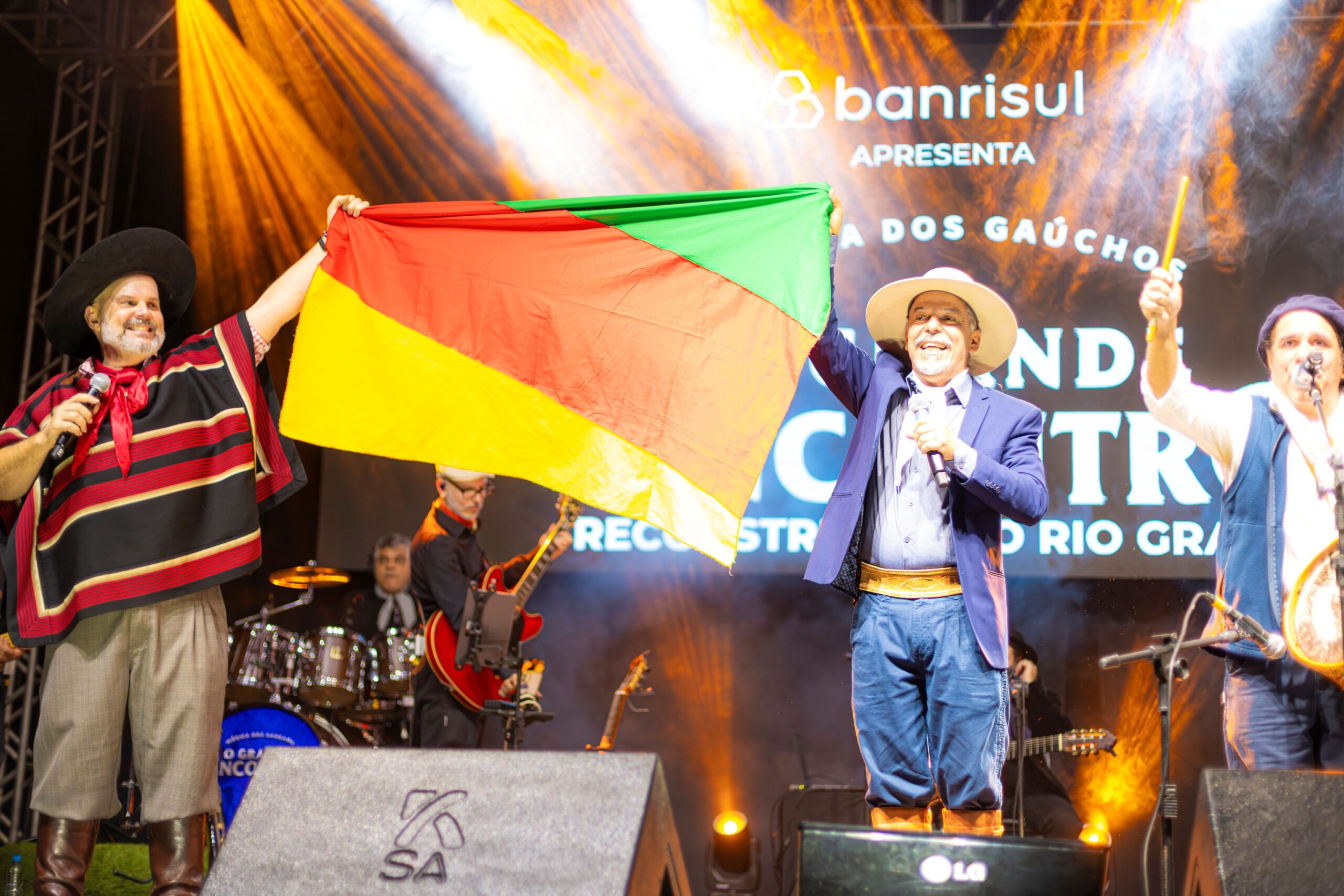 Grande Encontro Kicks Off 2026 Free Show in Tramandaí