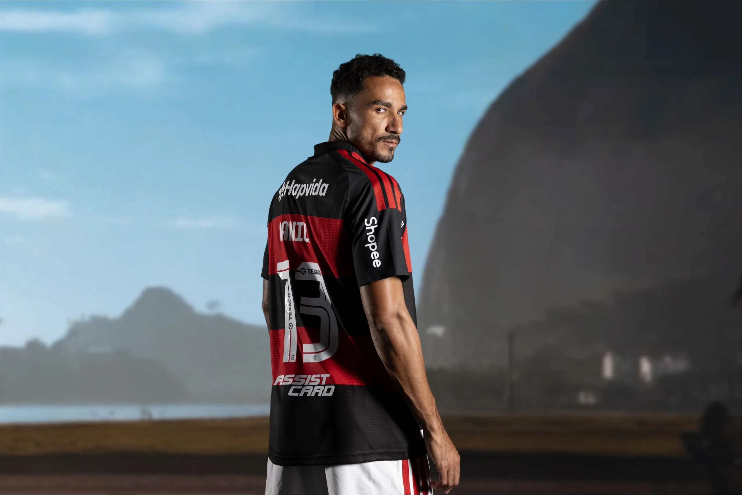 Flamengo e adidas lançam o Manto 2026 com “mapa” global