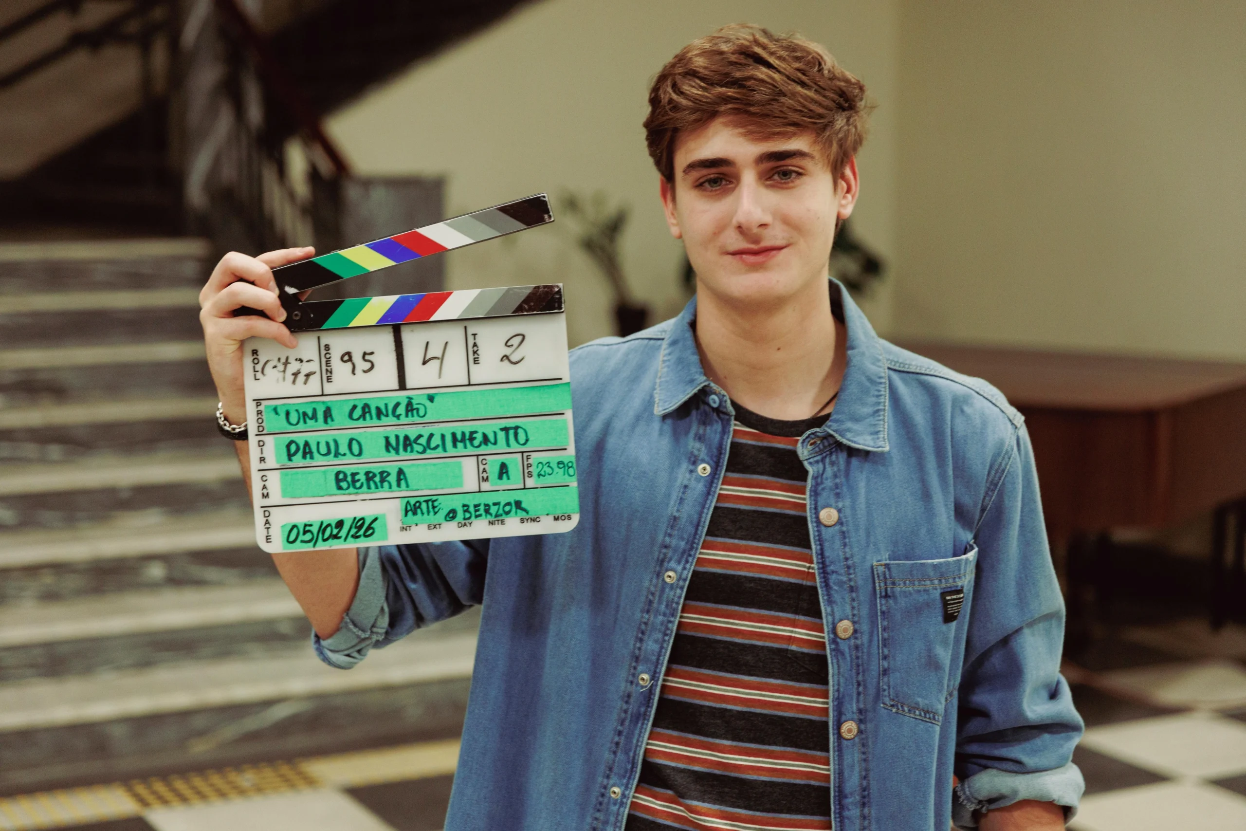 Sam Sabbá grava “Uma Canção” e canta ao vivo no set 1 Sam Sabbá grava “Uma Canção” e canta ao vivo no set