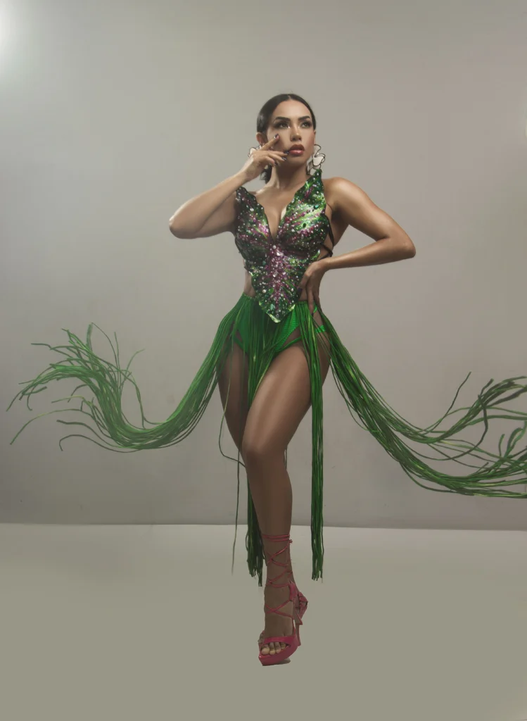 Viviane Batidão Reina como Deusa no Carna 2026