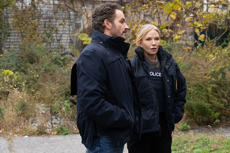 Benson e Brady dividem o caso mais tenso de Law & Order