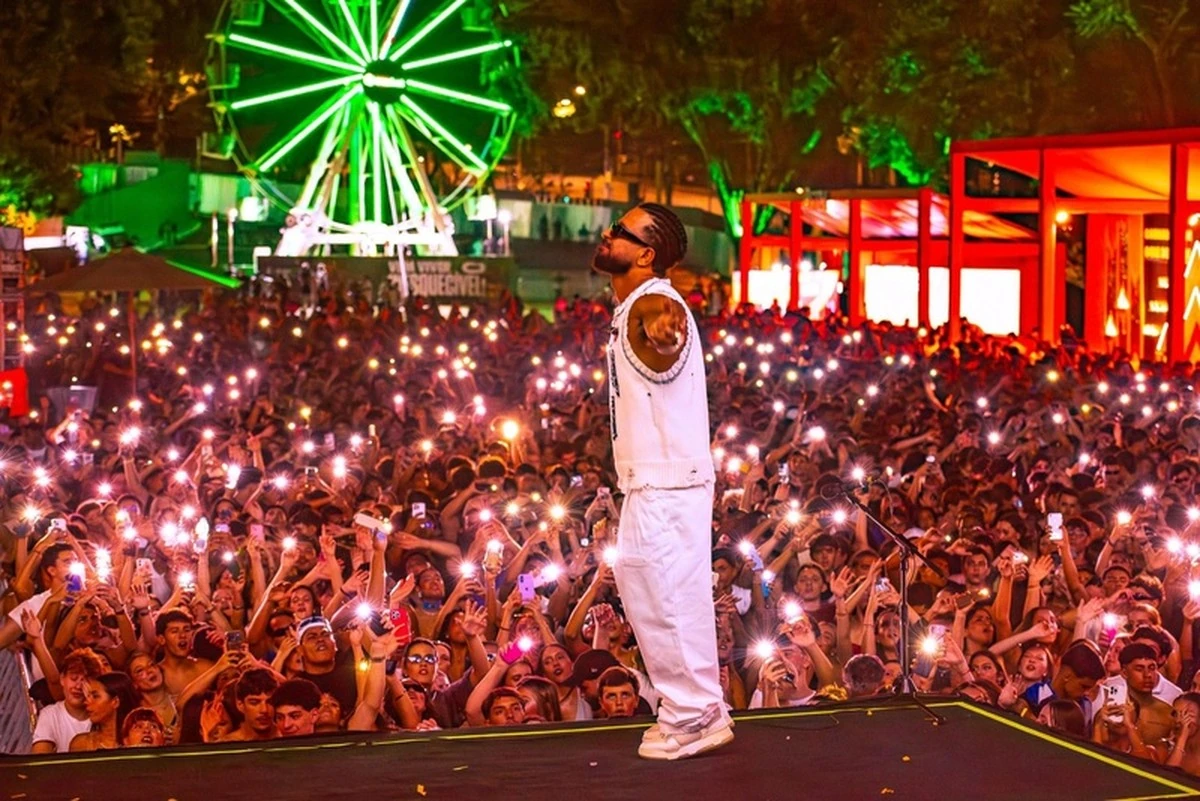 DENNIS encerra Baile histórico no Carnaval dos Sonhos BH 1 DENNIS encerra Baile histórico no Carnaval dos Sonhos BH