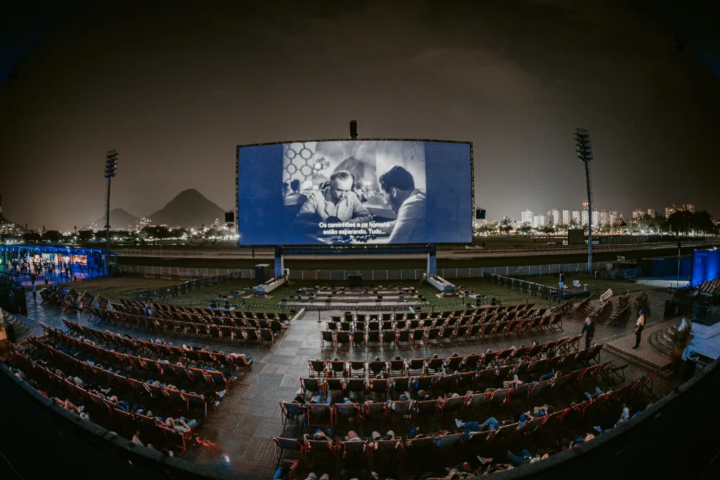 Open Air Brasil volta ao Rio com tela de 325m² e 7 indicados ao Oscar