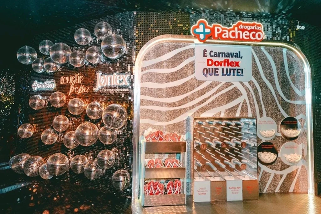 Drogarias viram ponto oficial do Carnaval 2026 no Rio e em SP Drogarias viram ponto oficial do Carnaval 2026 no Rio e em SP