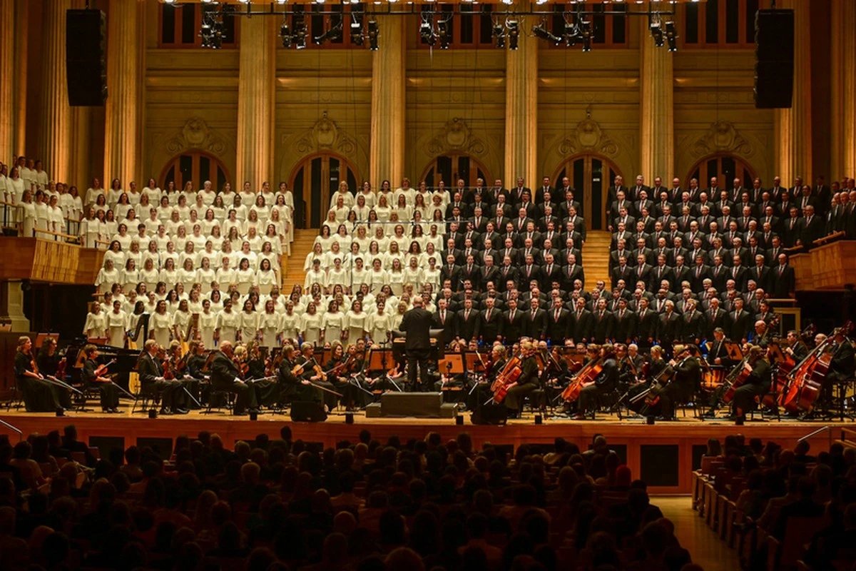 Coro do Tabernáculo estreia no Brasil com noite de gala em SP 1 Coro do Tabernáculo estreia no Brasil com noite de gala em SP