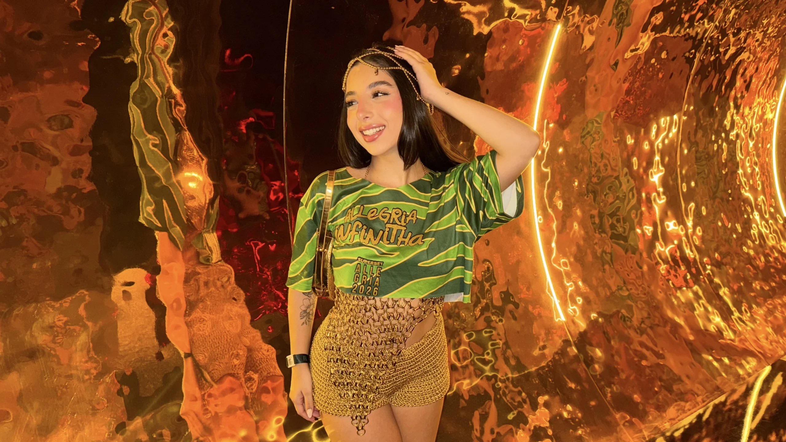 Taby se emociona em estreia na Sapucaí e revela bastidor surpreendente