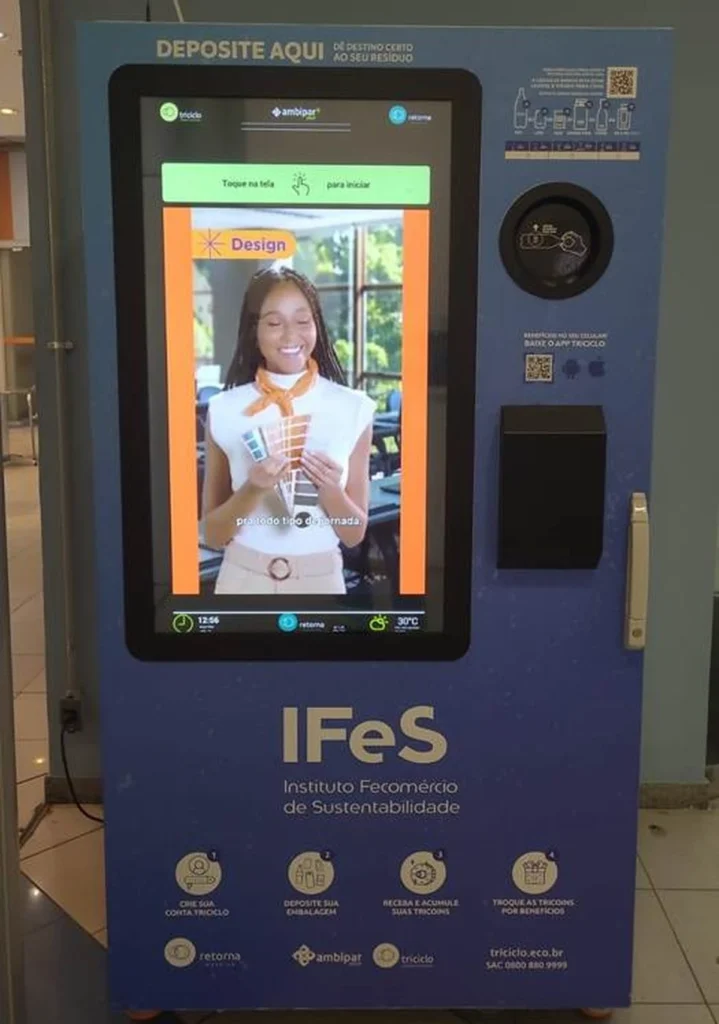 Sapucaí troca lixo reciclável por dinheiro no Carnaval 2026