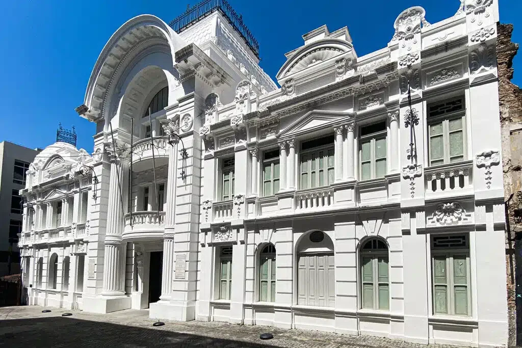 Milhazes Turns Bahia Sun into Art Kaleidoscope