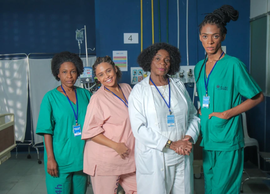 Zezé Motta comanda drama médico ‘(In)Vulneráveis’ no Universal TV