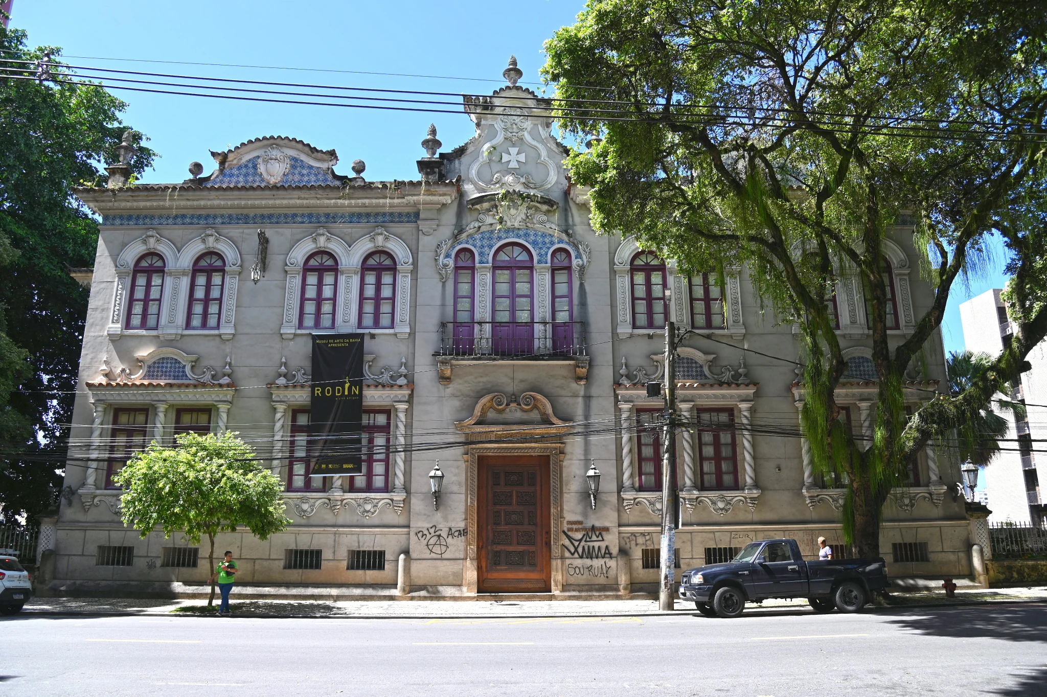 Milhazes Turns Bahia Sun into Art Kaleidoscope