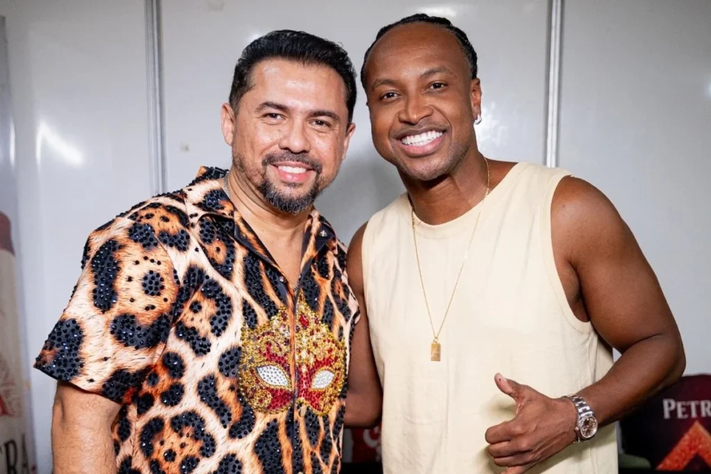 Xand Avião invade palco de Thiaguinho em BH e cria momento épico Xand Avião invade palco de Thiaguinho em BH e cria momento épico