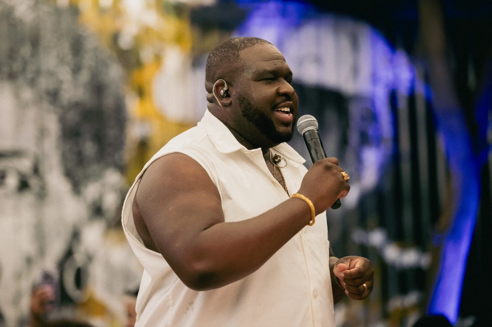 Renan Oliveira lança tributo audiovisual em homenagem a Jorge Aragão