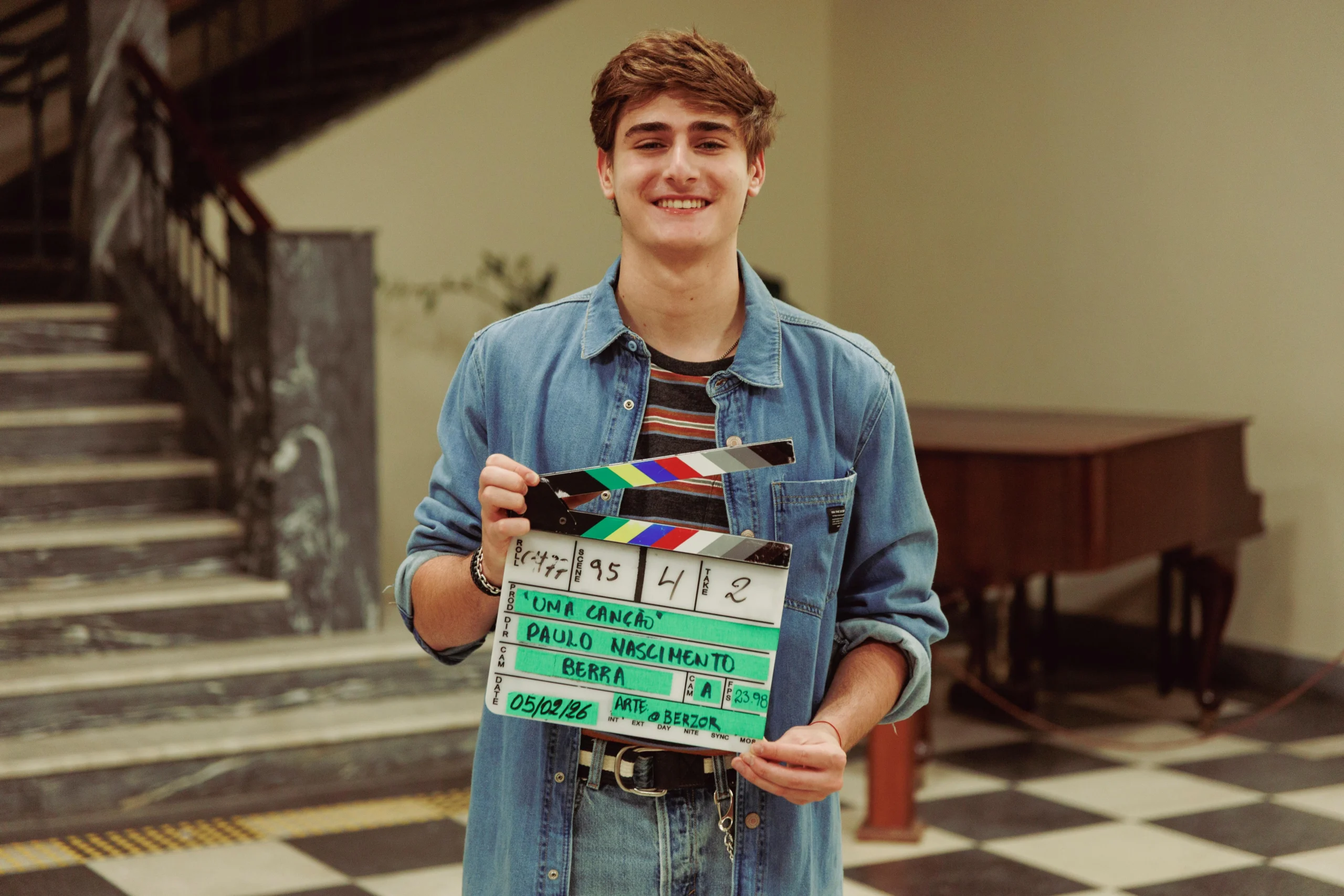 Sam Sabbá grava “Uma Canção” e canta ao vivo no set 2 Sam Sabbá grava “Uma Canção” e canta ao vivo no set