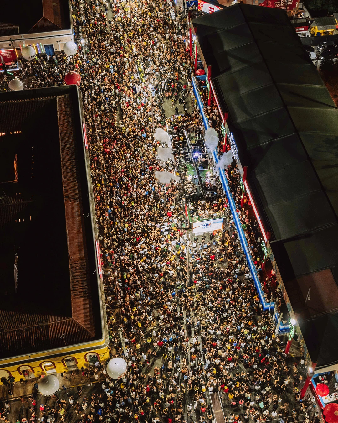 Aracati supera 210 mil foliões e bate recorde em pleno sábado
