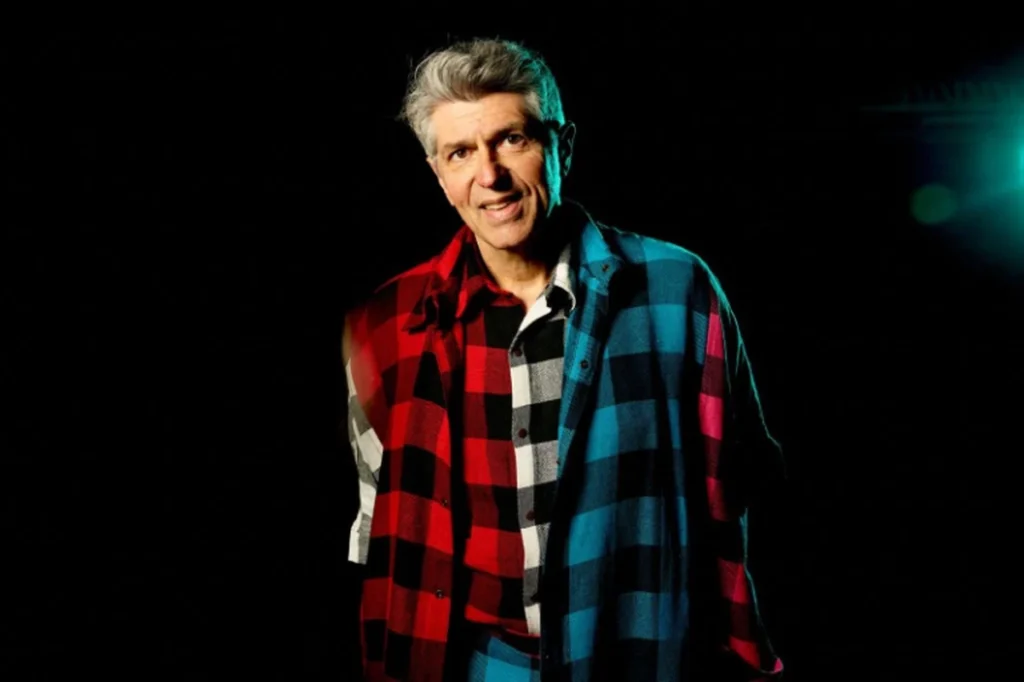 Leoni agita Sesc com “Exagerado” e inéditas