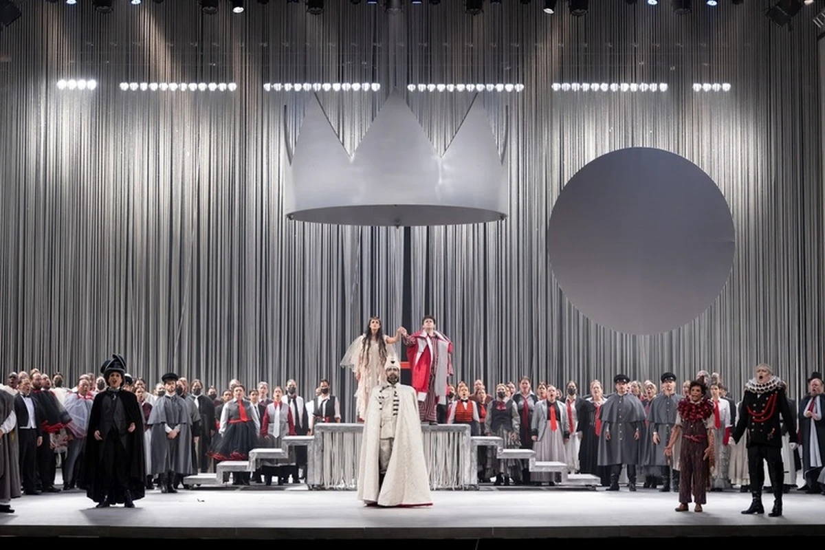 The opera that refuses to stand still returns to São Paulo
