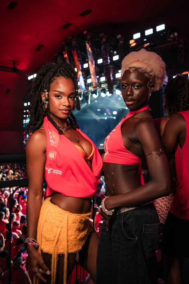 Mariana Ximenes e pedido de casamento marcam encerramento do Camarote Club