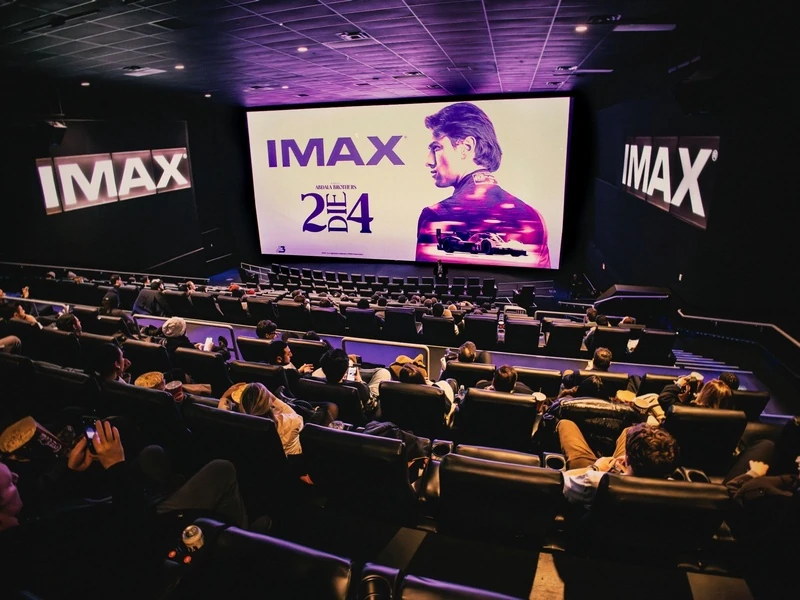 Filme brasileiro 2DIE4 estreia em IMAX com casa cheia em Nova York
