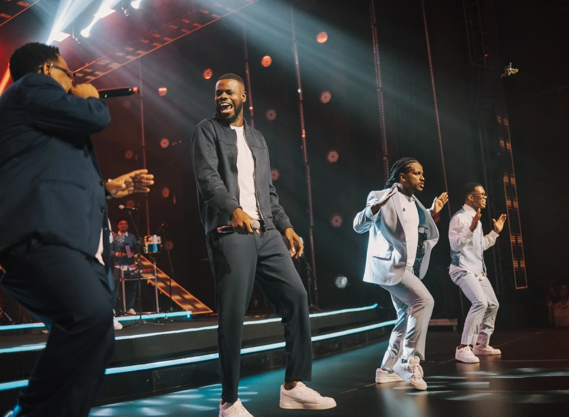 Samuel Eleotério emociona 1.500 pessoas em gravação histórica do Marcados