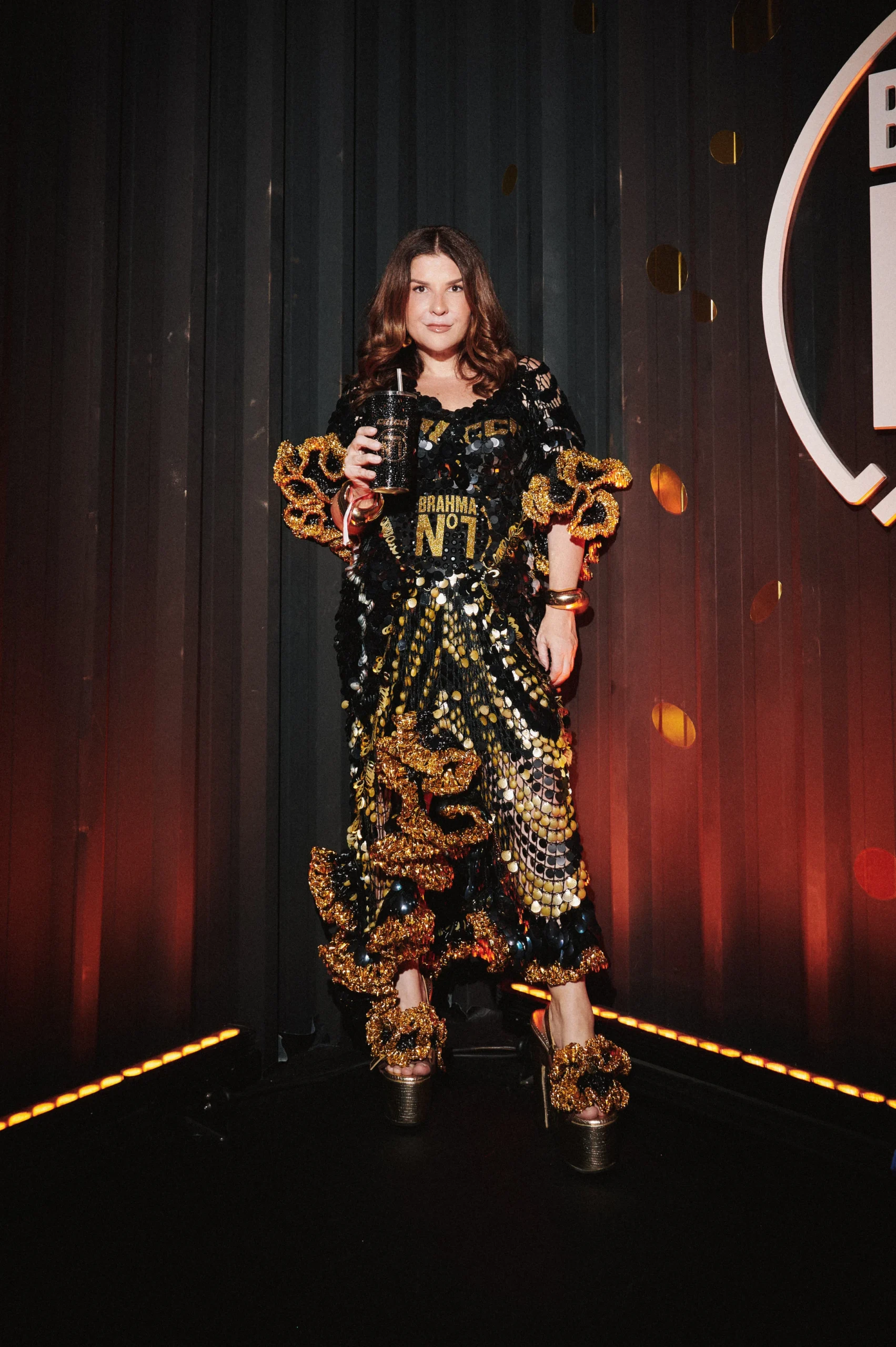 Sabrina Sato comanda noite de estrelas no Camarote Nº1