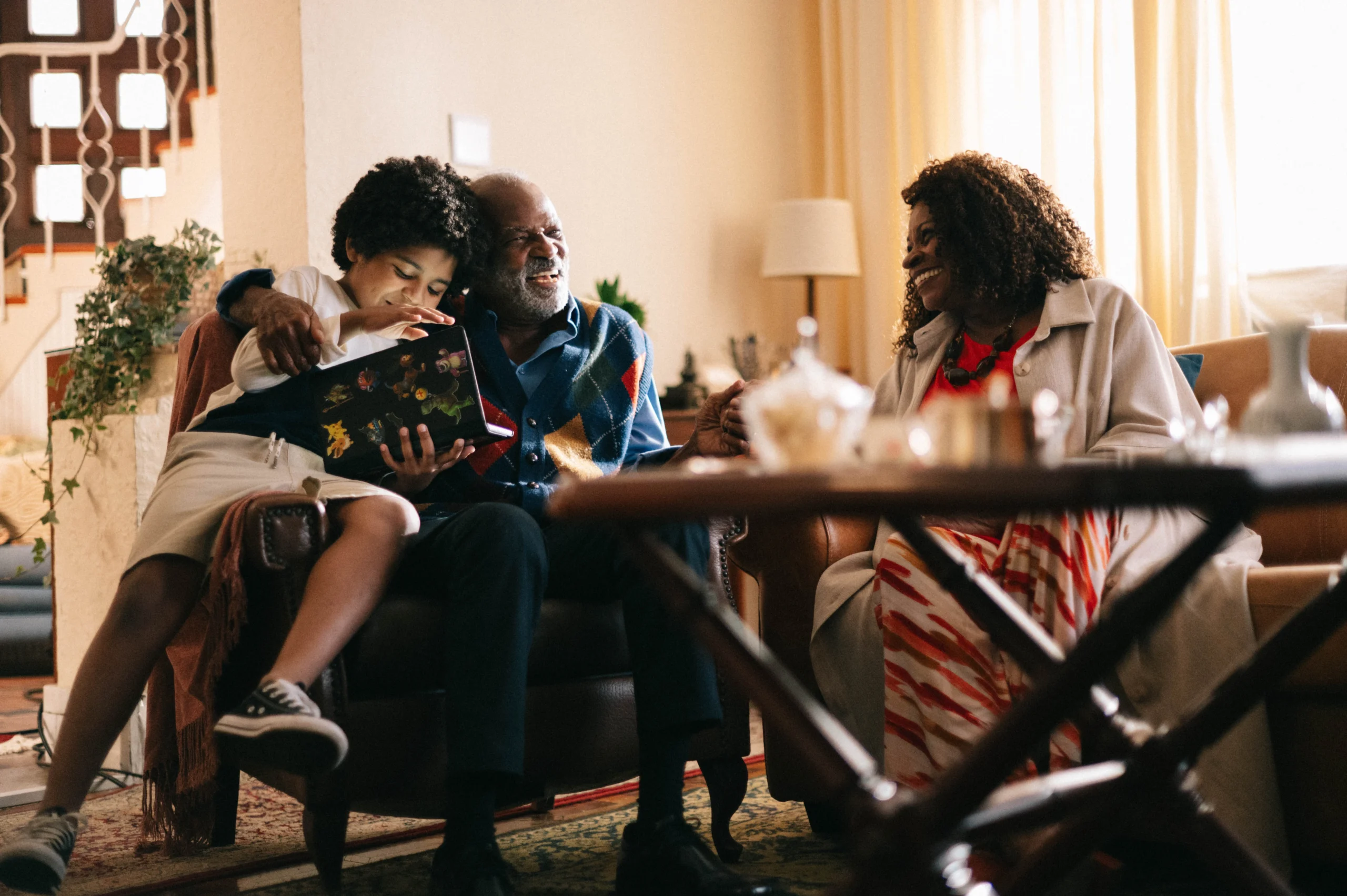 Uma senhora de 91 anos foge da casa de repouso em busca do amor