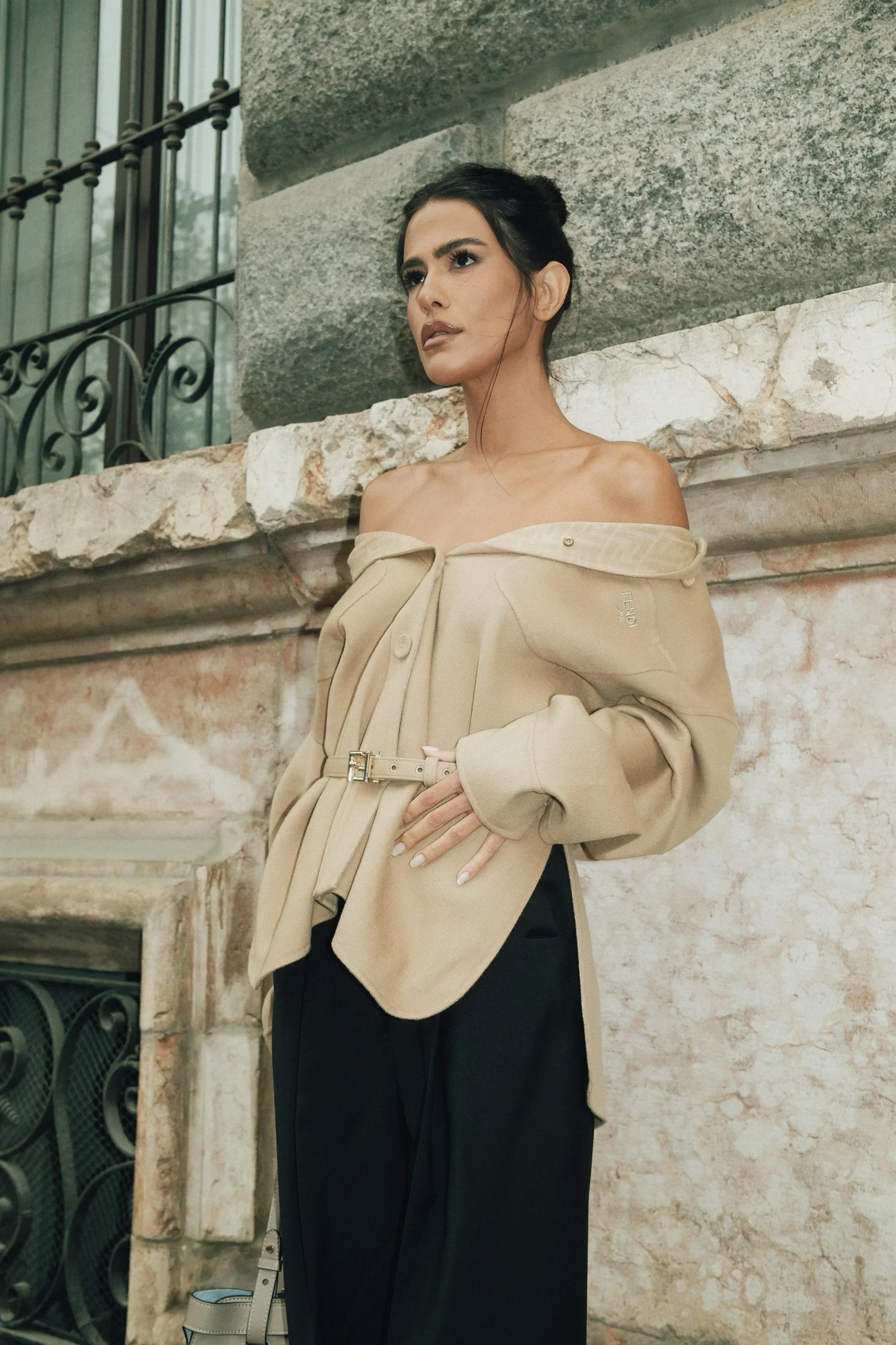 Anttónia é uma das únicas brasileiras no desfile da Fendi em Milão