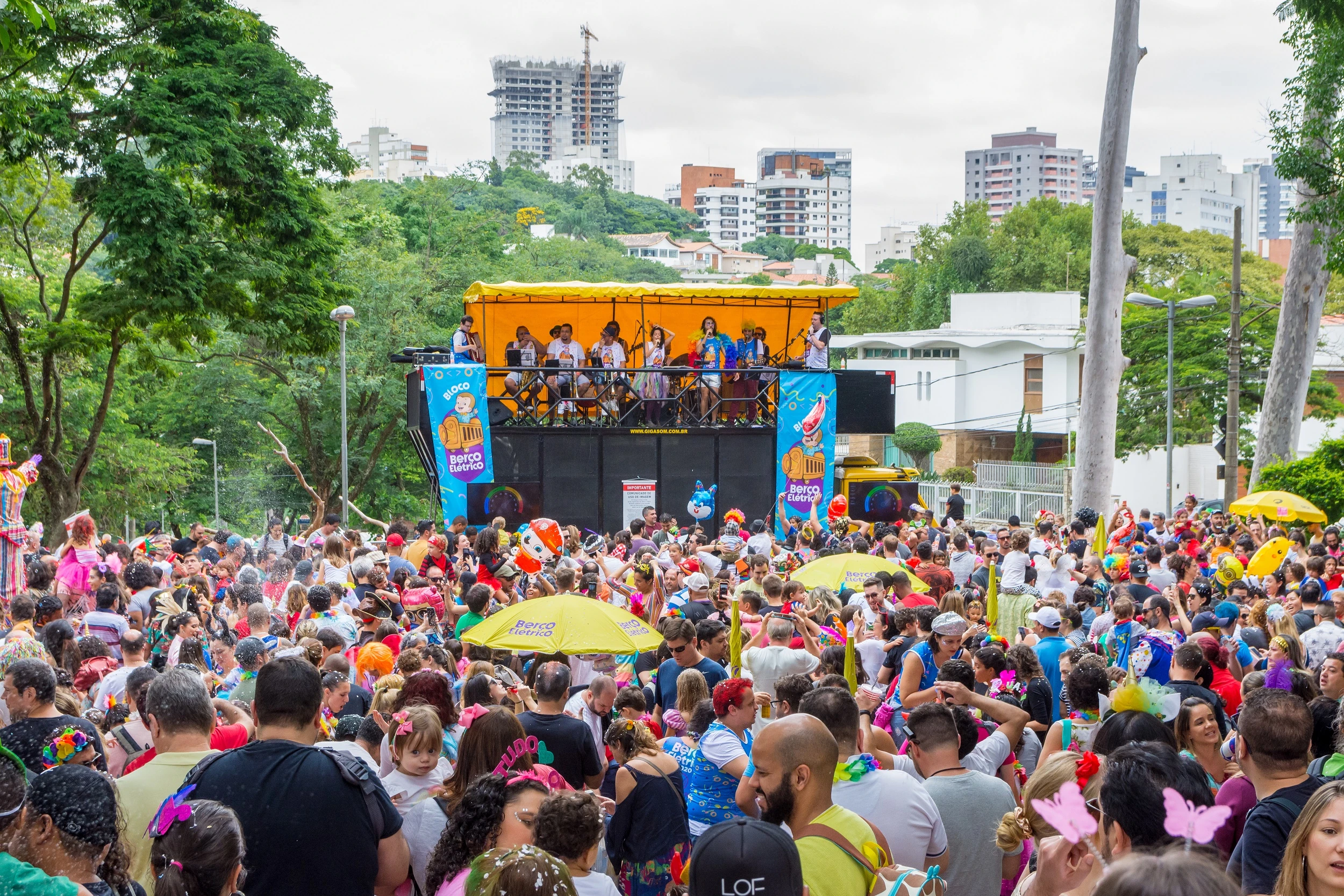 Berço Elétrico estreia Espaço Calma no Carnaval infantil