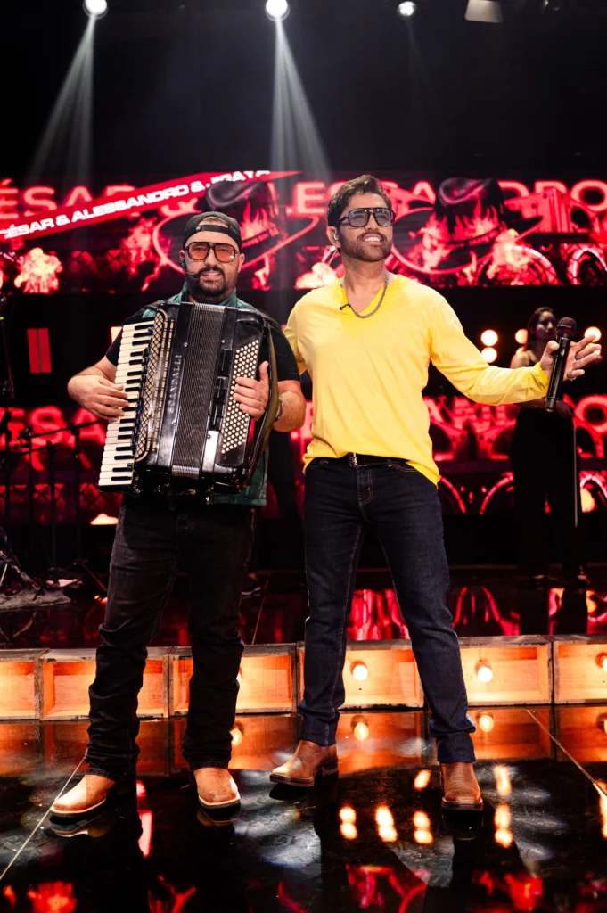 César e Alessandro Incendeiam Pires do Rio no Carnaval César e Alessandro Incendeiam Pires do Rio no Carnaval