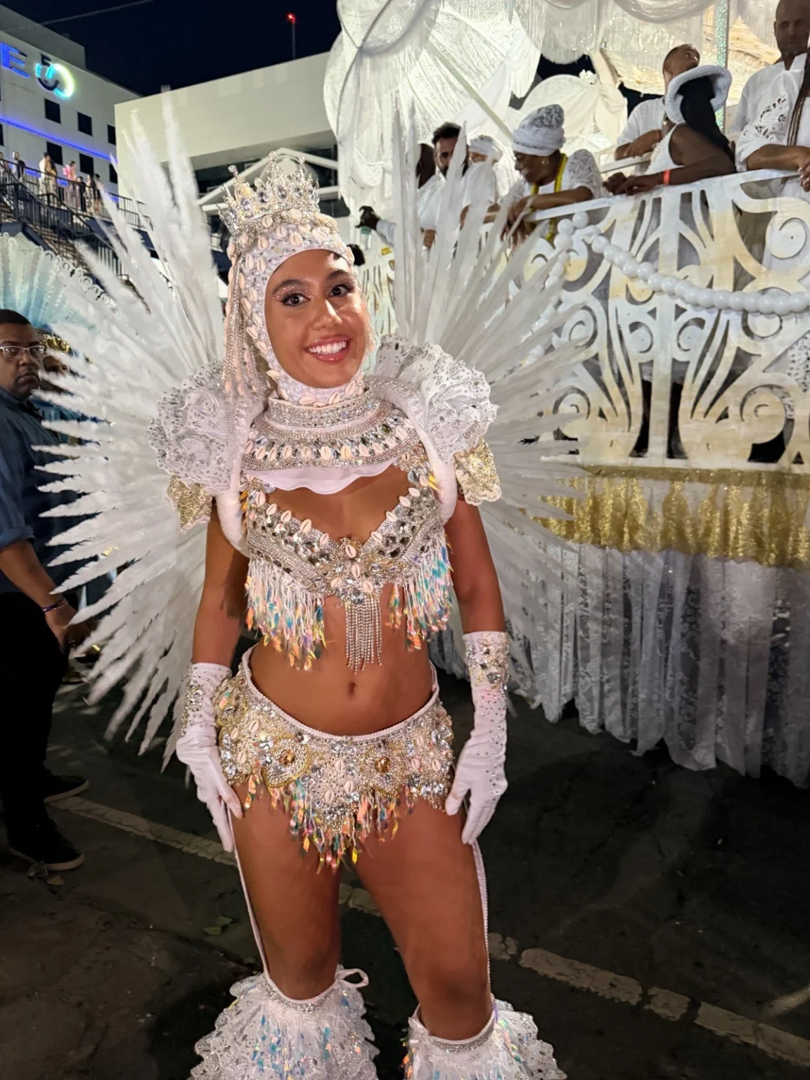 FERNANDA SOLIMAN NA PORTELA .webp