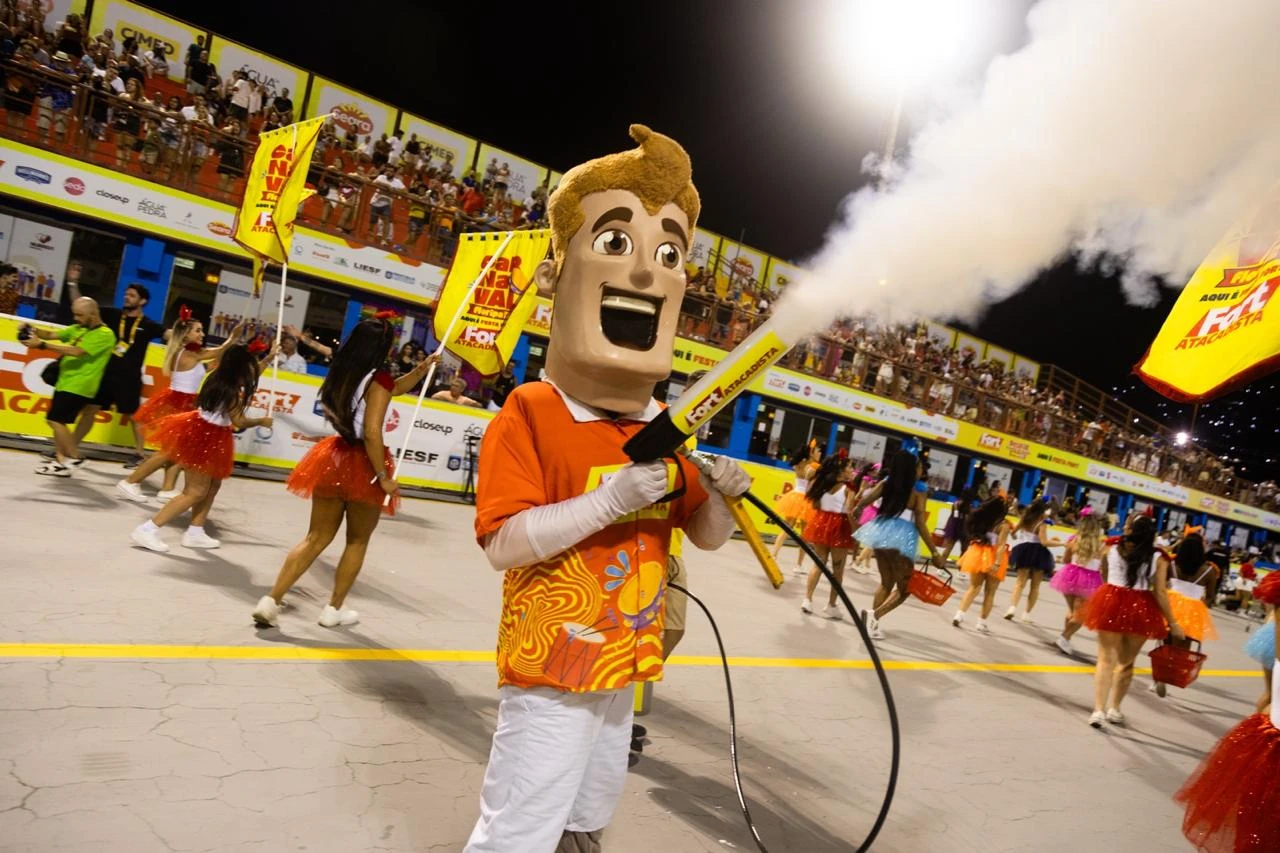 Fort Atacadista leva abadá grátis e ação solidária ao Carnaval