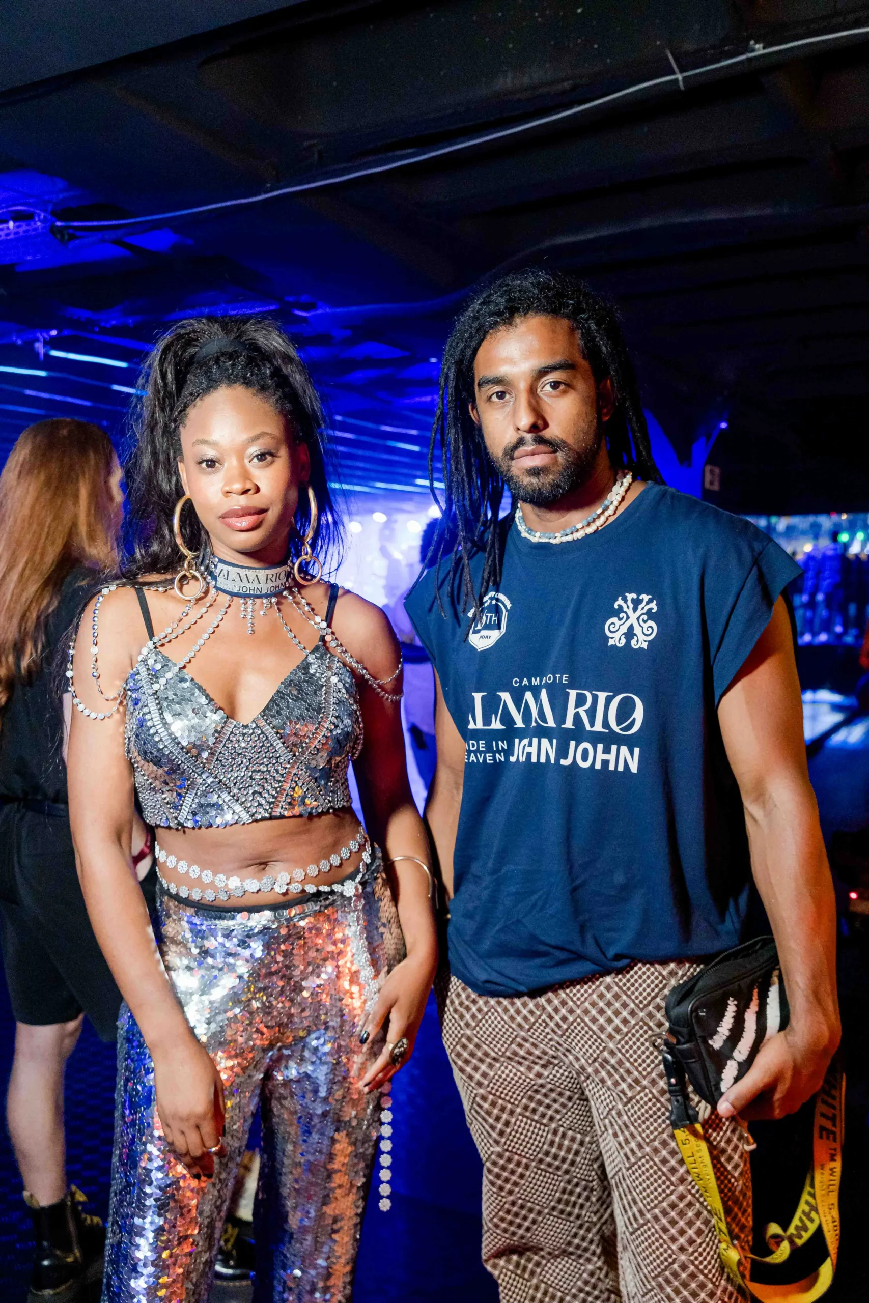 Matt Smith curte Sapucaí ao lado de Sophie Charlotte no Alma Rio 16 Matt Smith curte Sapucaí ao lado de Sophie Charlotte no Alma Rio