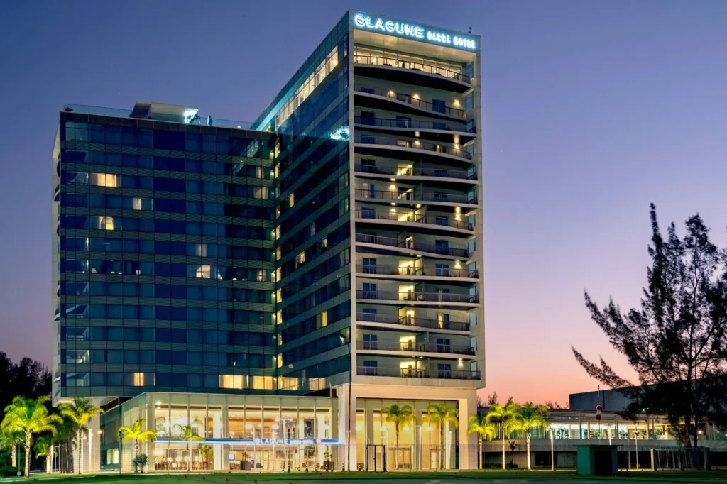 Lagune Barra Hotel aposta em shows de 2026 com 20% off