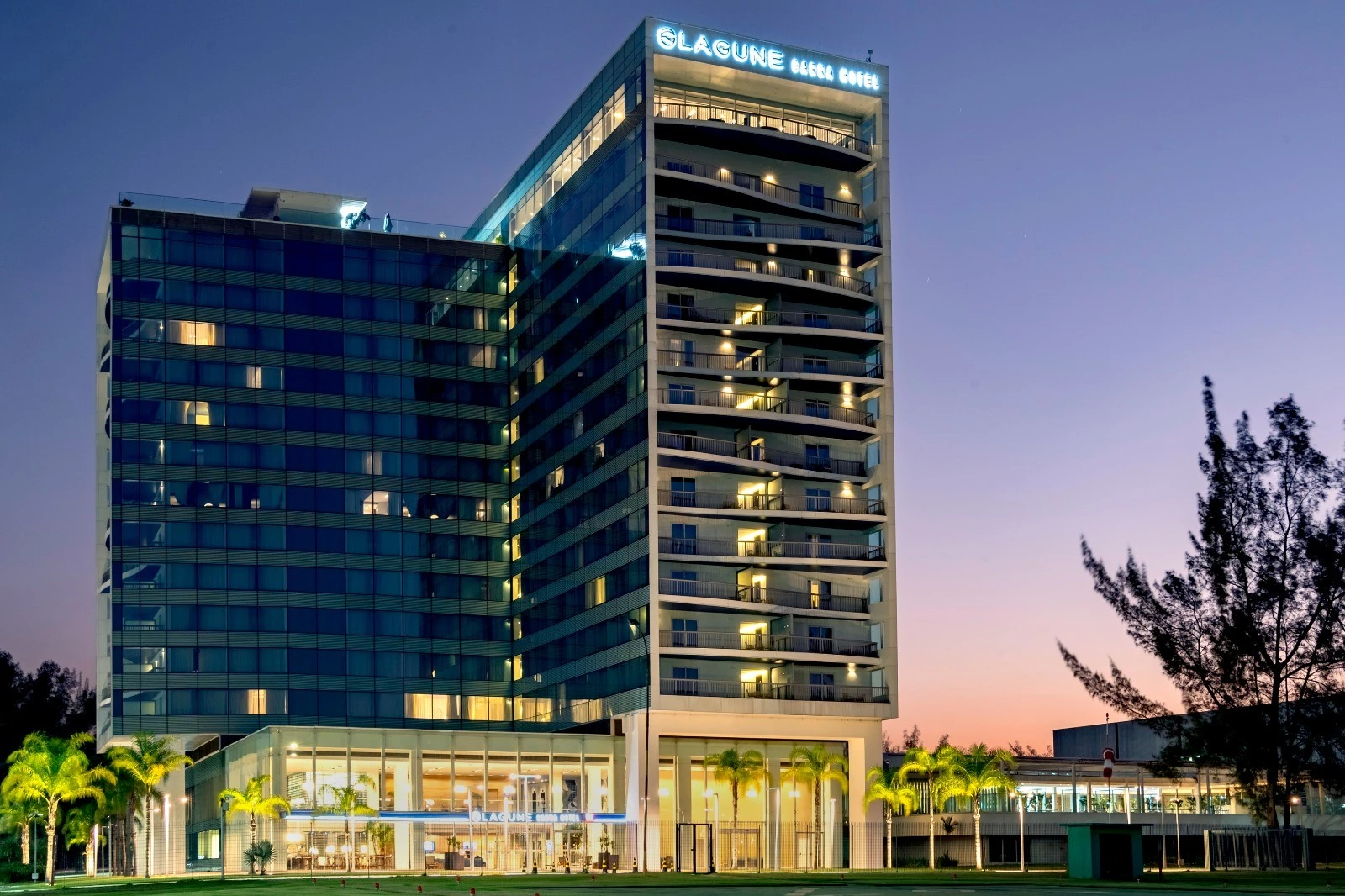 Lagune Barra Hotel aposta em shows de 2026 com 20% off