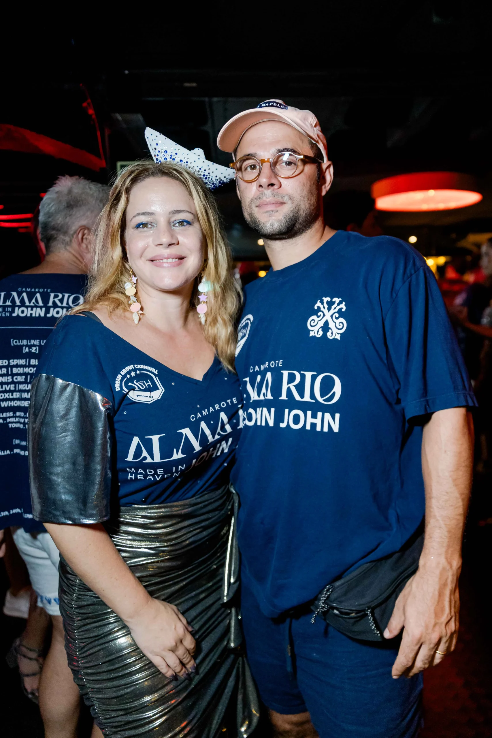 Matt Smith curte Sapucaí ao lado de Sophie Charlotte no Alma Rio 19 Matt Smith curte Sapucaí ao lado de Sophie Charlotte no Alma Rio