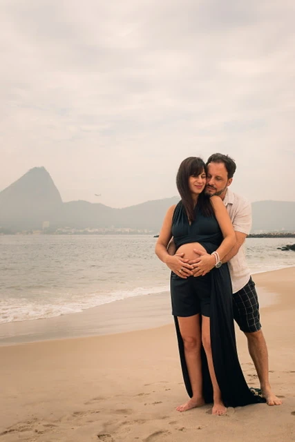 Amor em melodia: Tatiana Dias Gomes e Leo Martins lançam “Ficar e Morar”