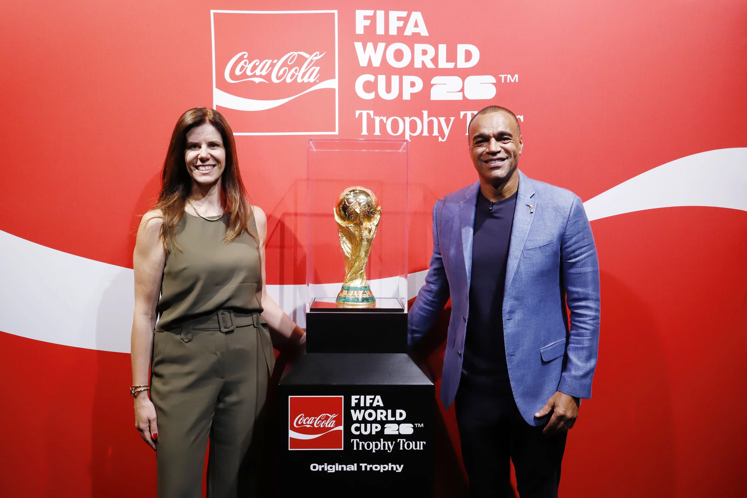 Tour da Taça da Copa do Mundo une paixão, inclusão e sustentabilidade