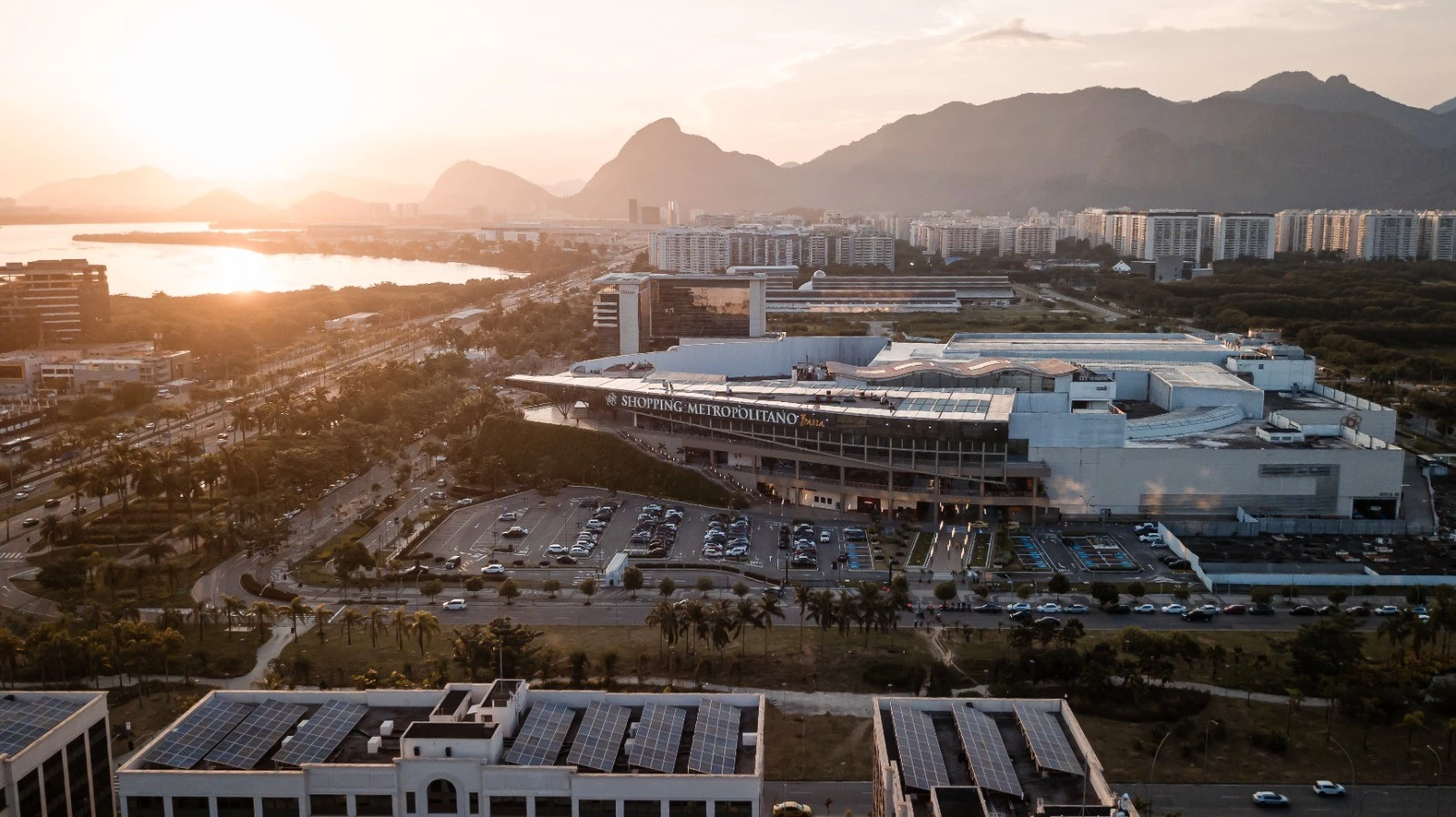 Shoppings RJ abertos na folia do Carnaval