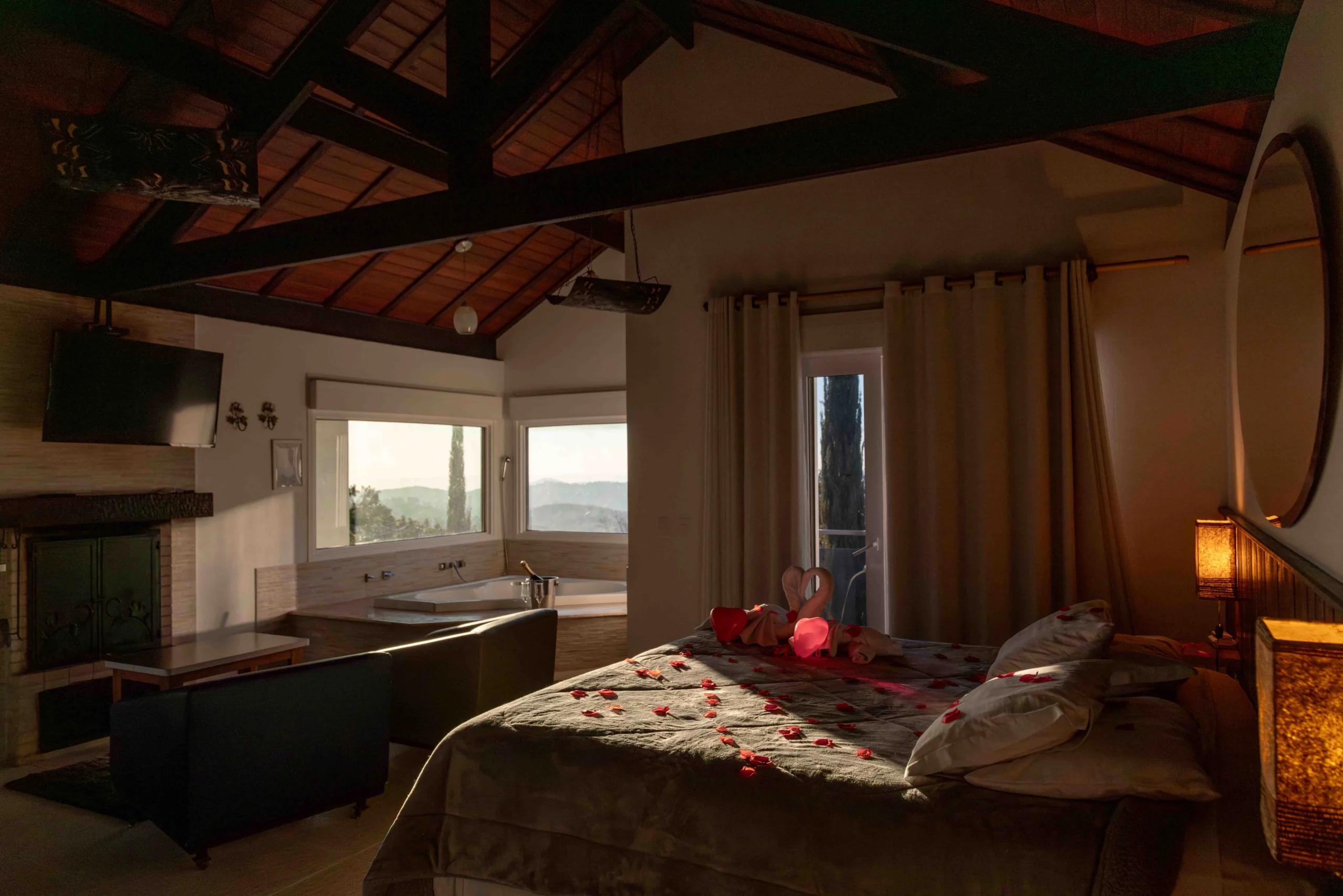 Romance nas alturas marca Páscoa em Monte Verde