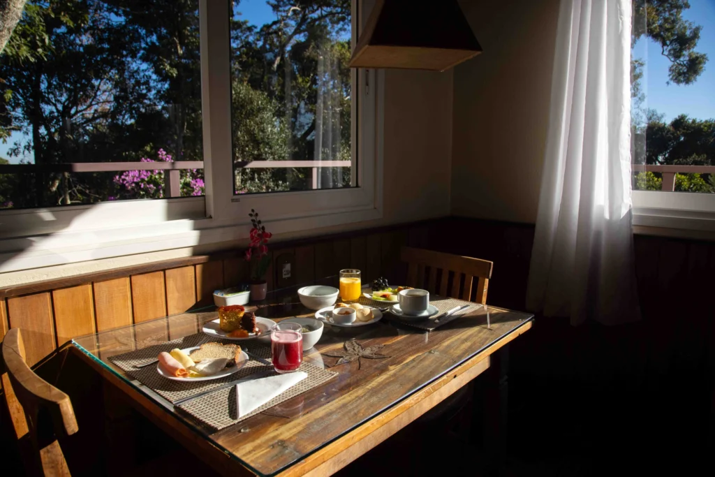 Romance nas alturas marca Páscoa em Monte Verde