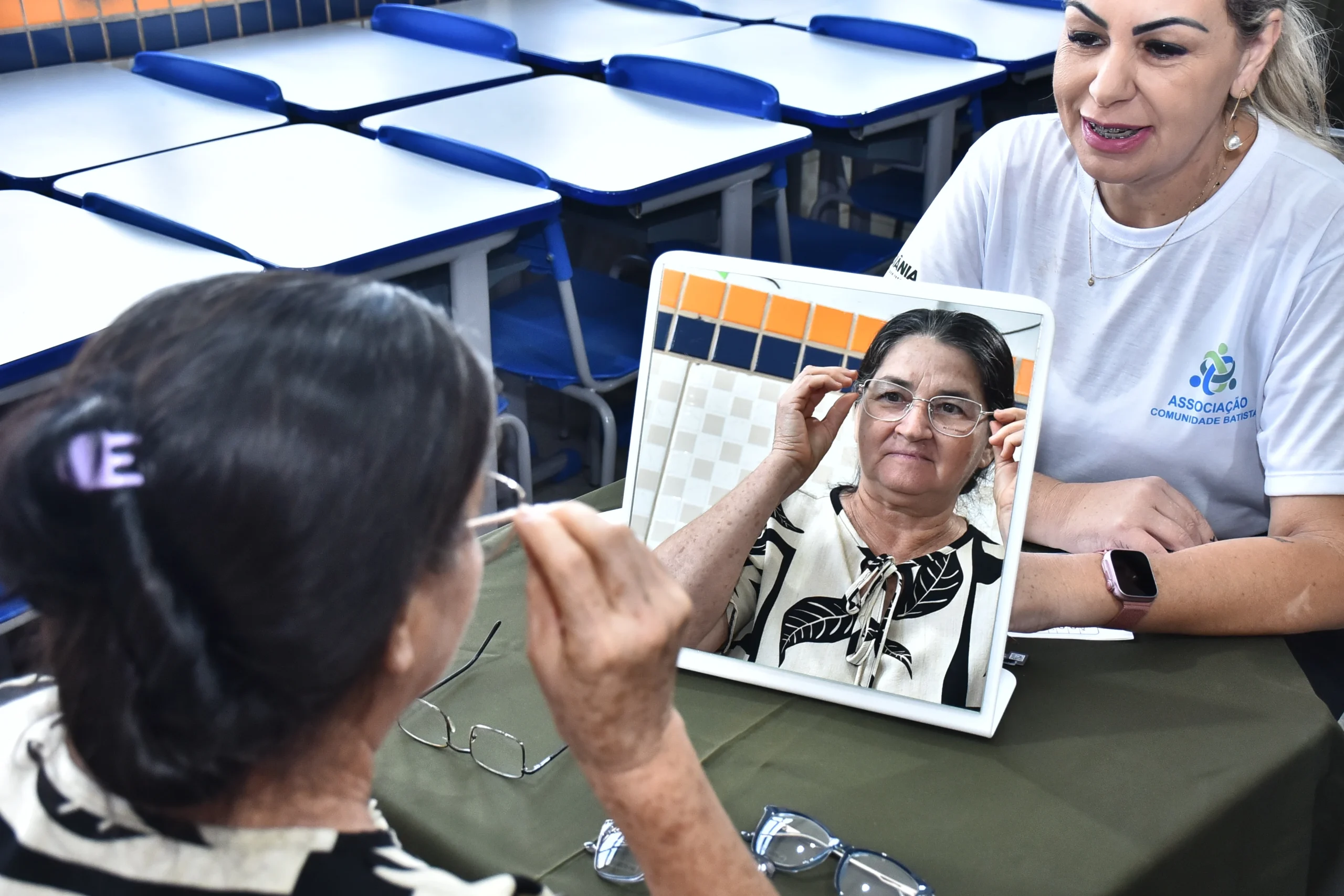 Óculos gratuitos no Bairro Goiá: mutirão atende neste sábado