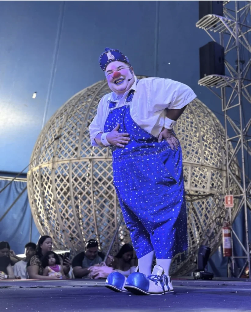 Raduan Circus desafia gravidade no Santa Cruz
Shopping