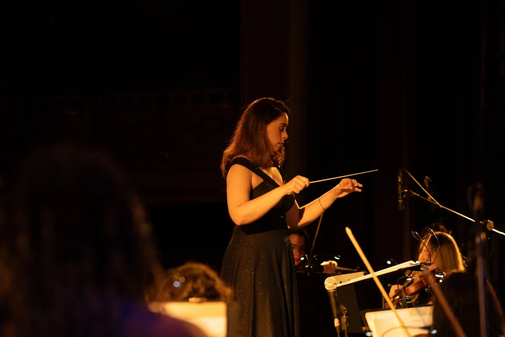 Vale patrocina orquestra 100% feminina no Rio