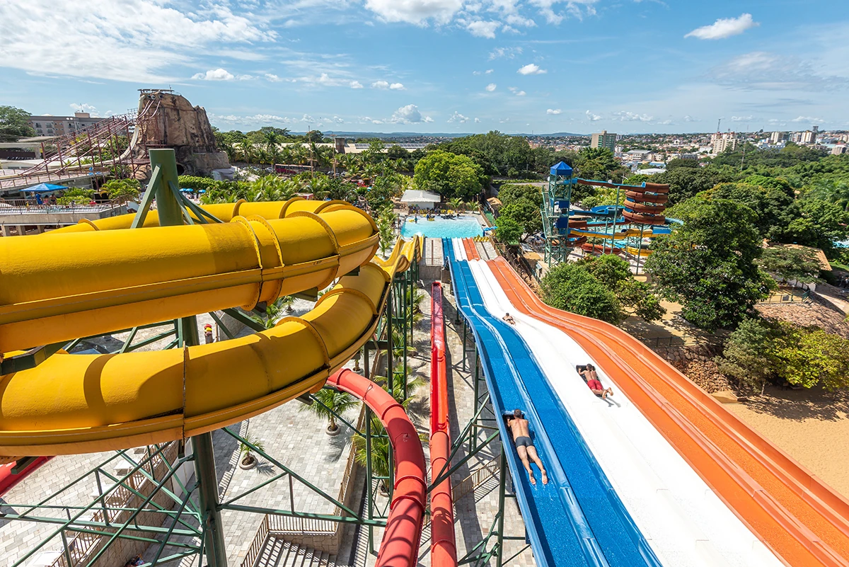 Carnaval 2026: diRoma troca folia por águas termais em GO