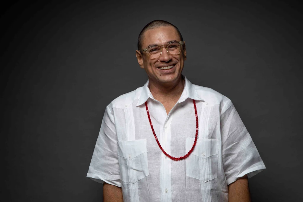 Thiago Espírito Santo lança “Ybirá”, álbum que entrelaça baião, jazz e memória familiar