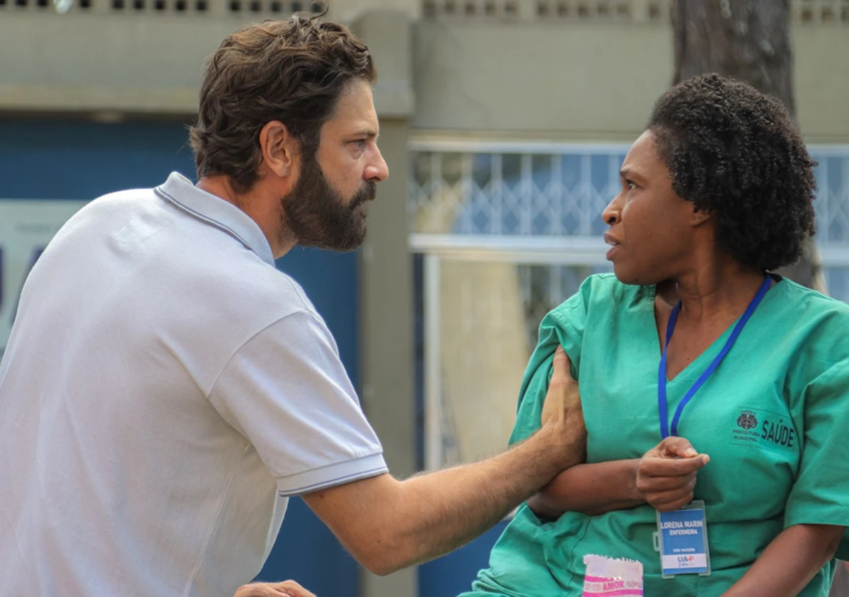 Zezé Motta comanda drama médico ‘(In)Vulneráveis’ no Universal TV