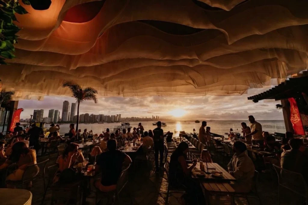 Aperol Sunset convierte el atardecer de Fortaleza en ritual Aperol Sunset convierte el atardecer de Fortaleza en ritual